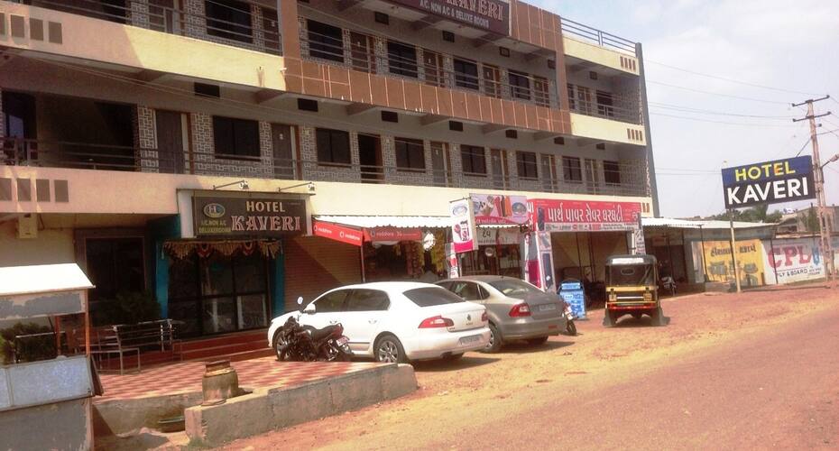 Hotel Kaveri, Virpur 3